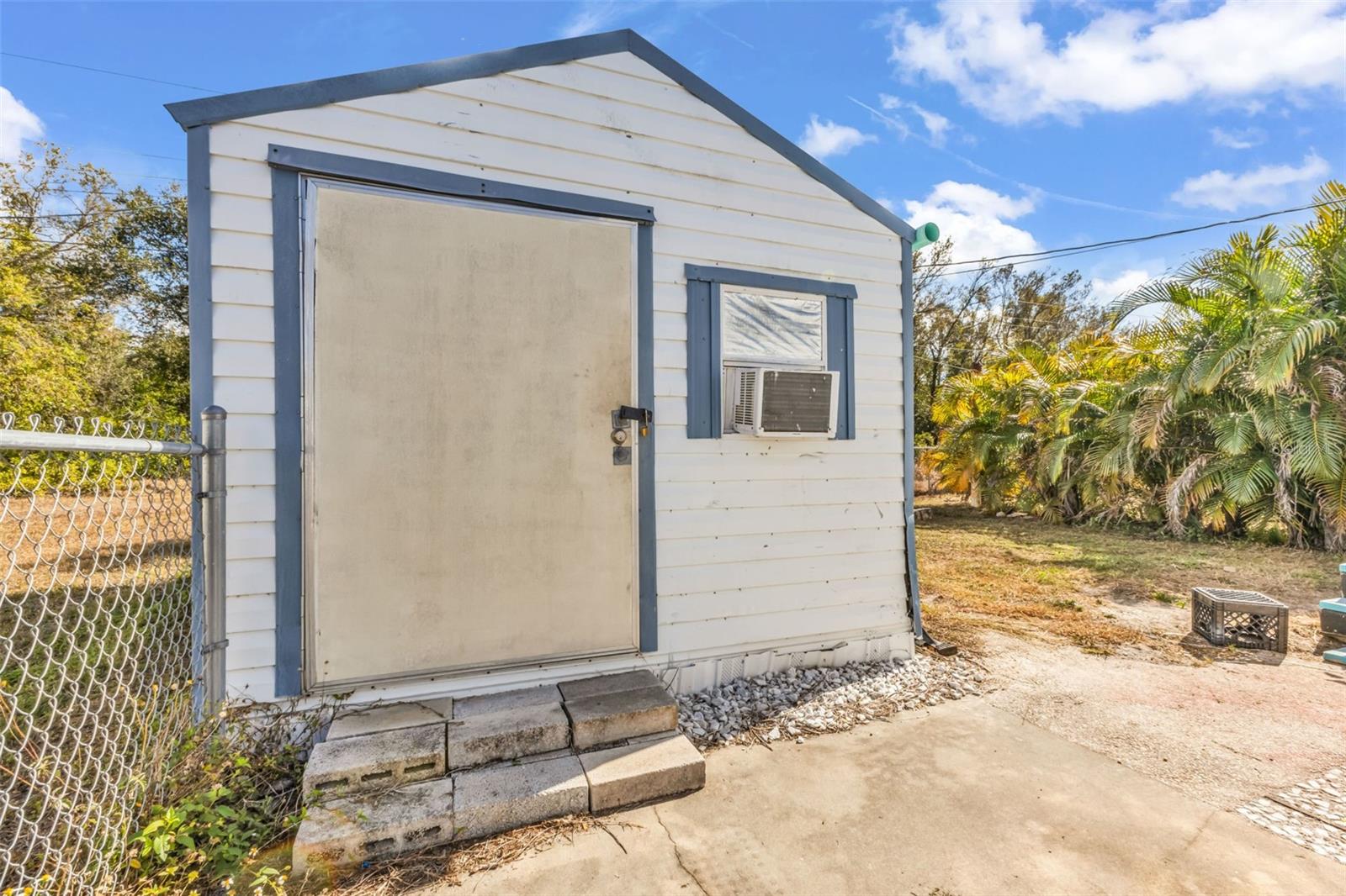 Image 19 of 24 For 6128 Padula Street