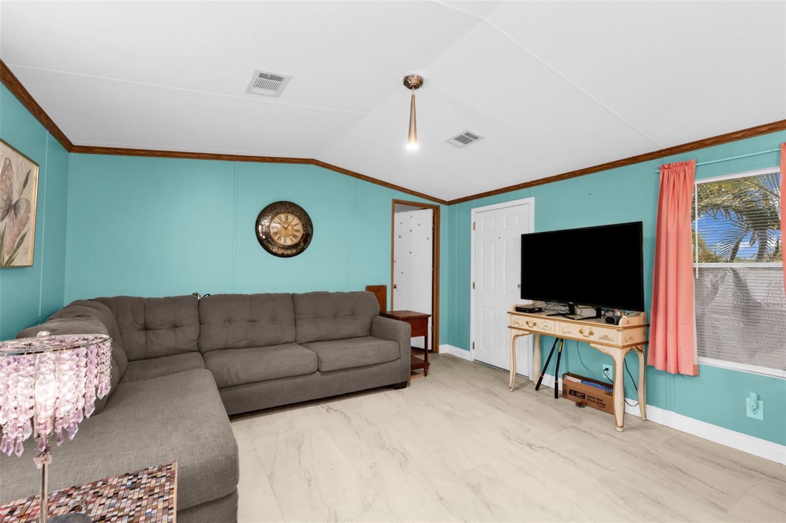 Image 3 of 24 For 6128 Padula Street