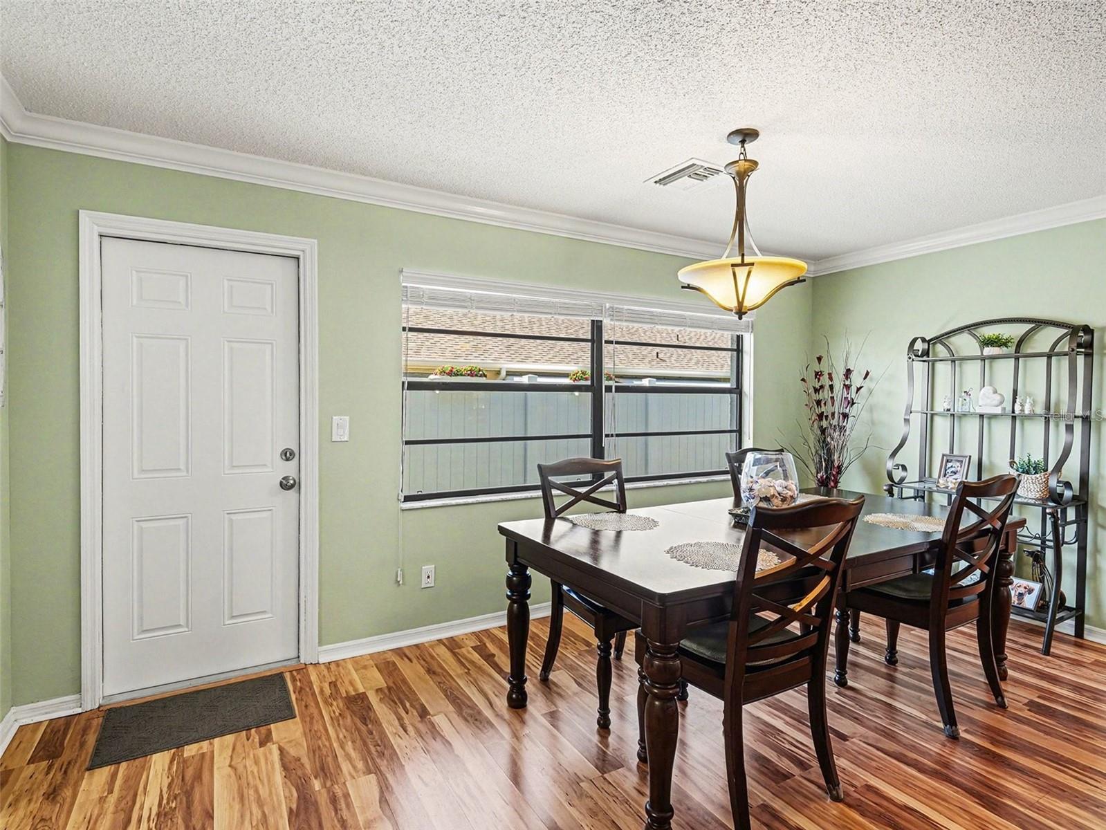 Image 5 of 35 For 1801 Breth Court