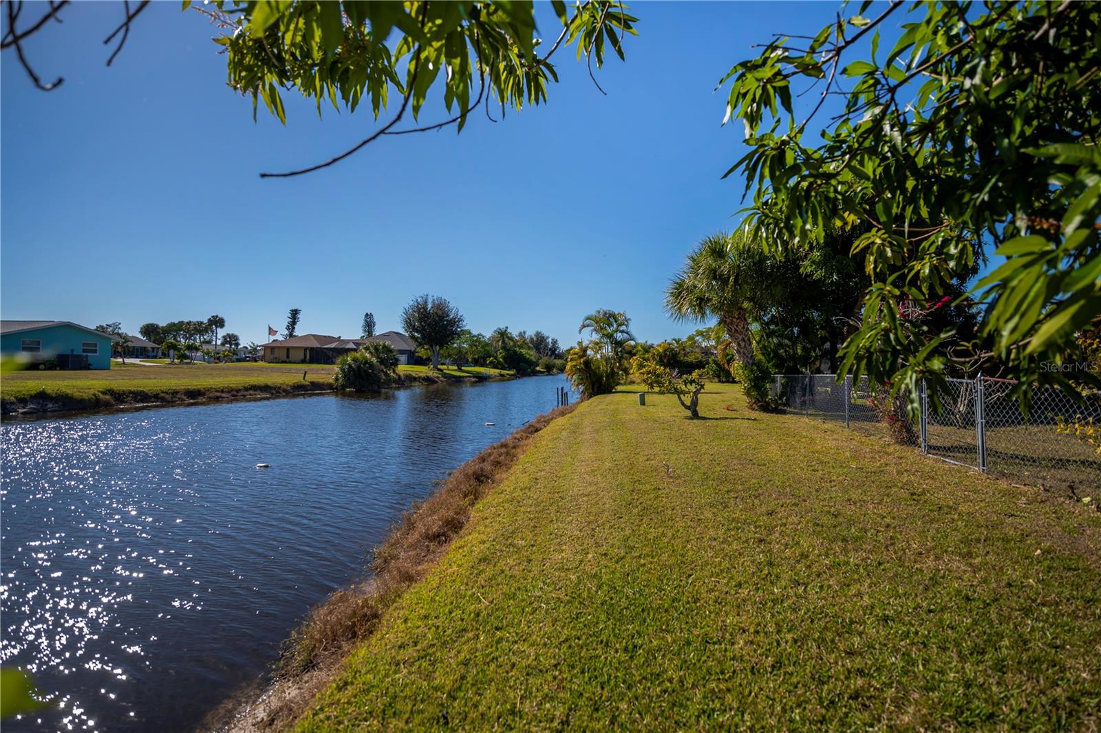 Image 47 of 62 For 242 Annapolis Lane