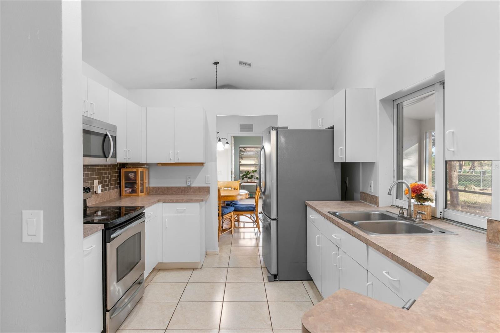 Image 11 of 56 For 4413 Hansard Avenue