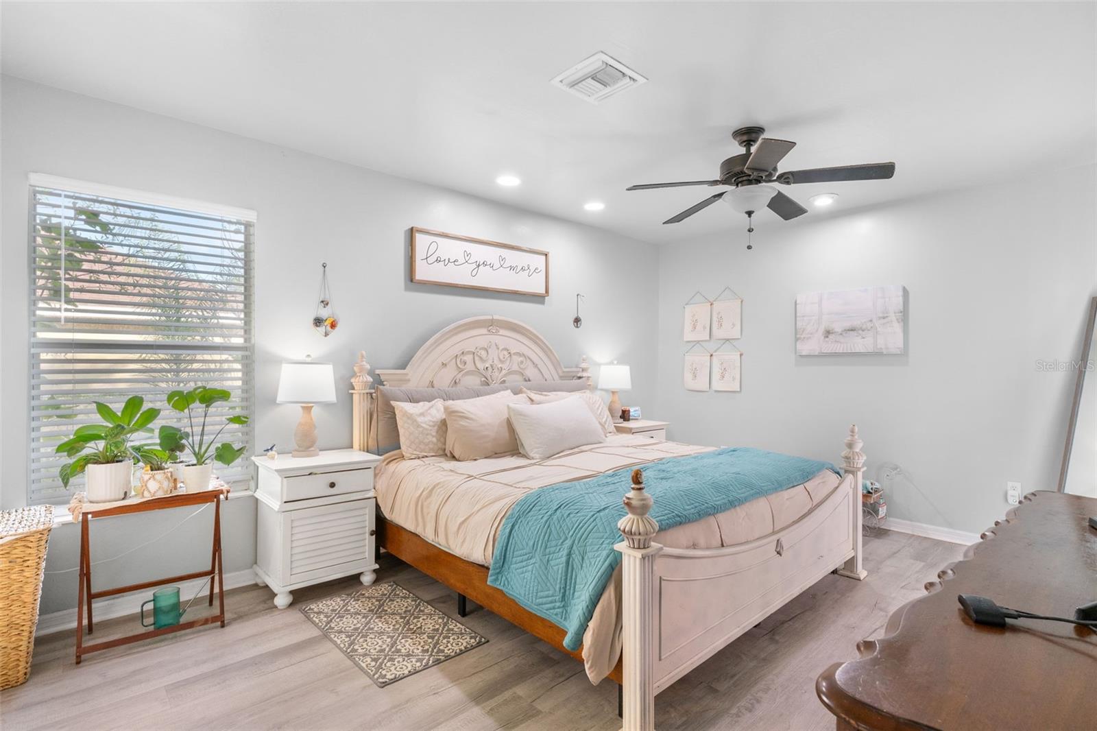 Image 16 of 56 For 4413 Hansard Avenue