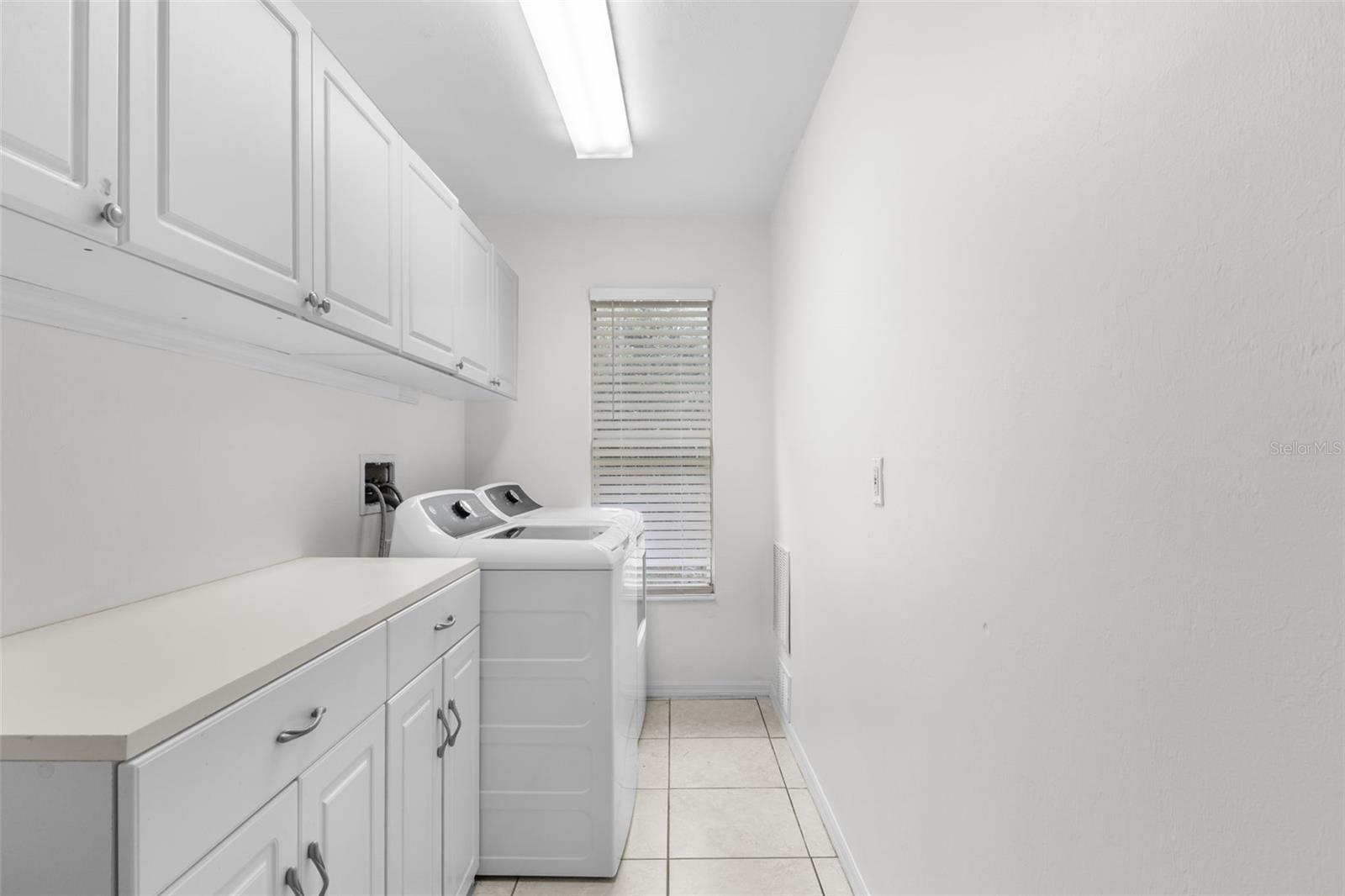 Image 23 of 56 For 4413 Hansard Avenue