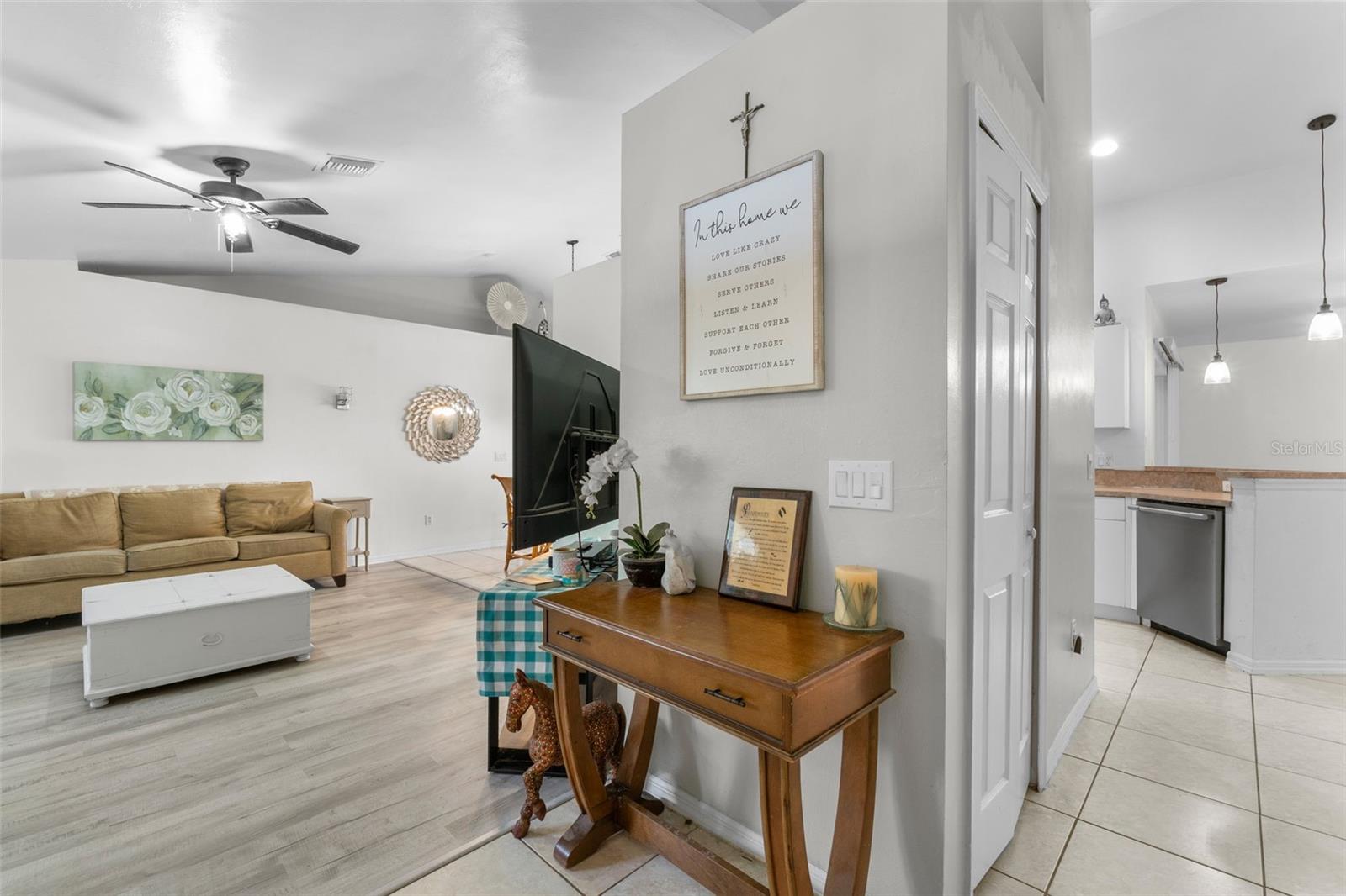 Image 6 of 56 For 4413 Hansard Avenue