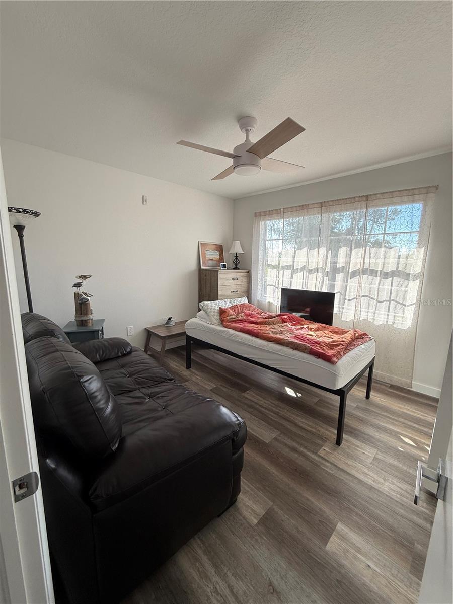 Image 19 of 29 For 22302 Vick Street 215