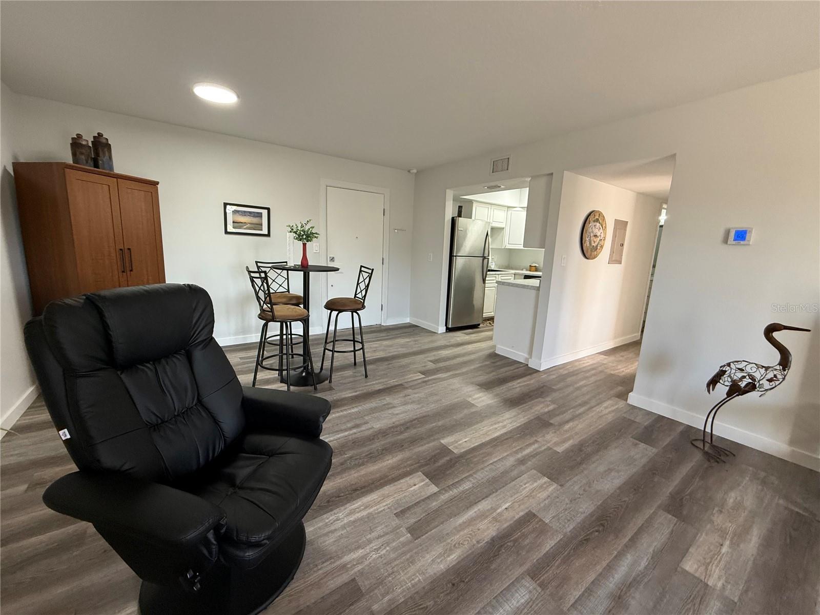 Image 6 of 29 For 22302 Vick Street 215