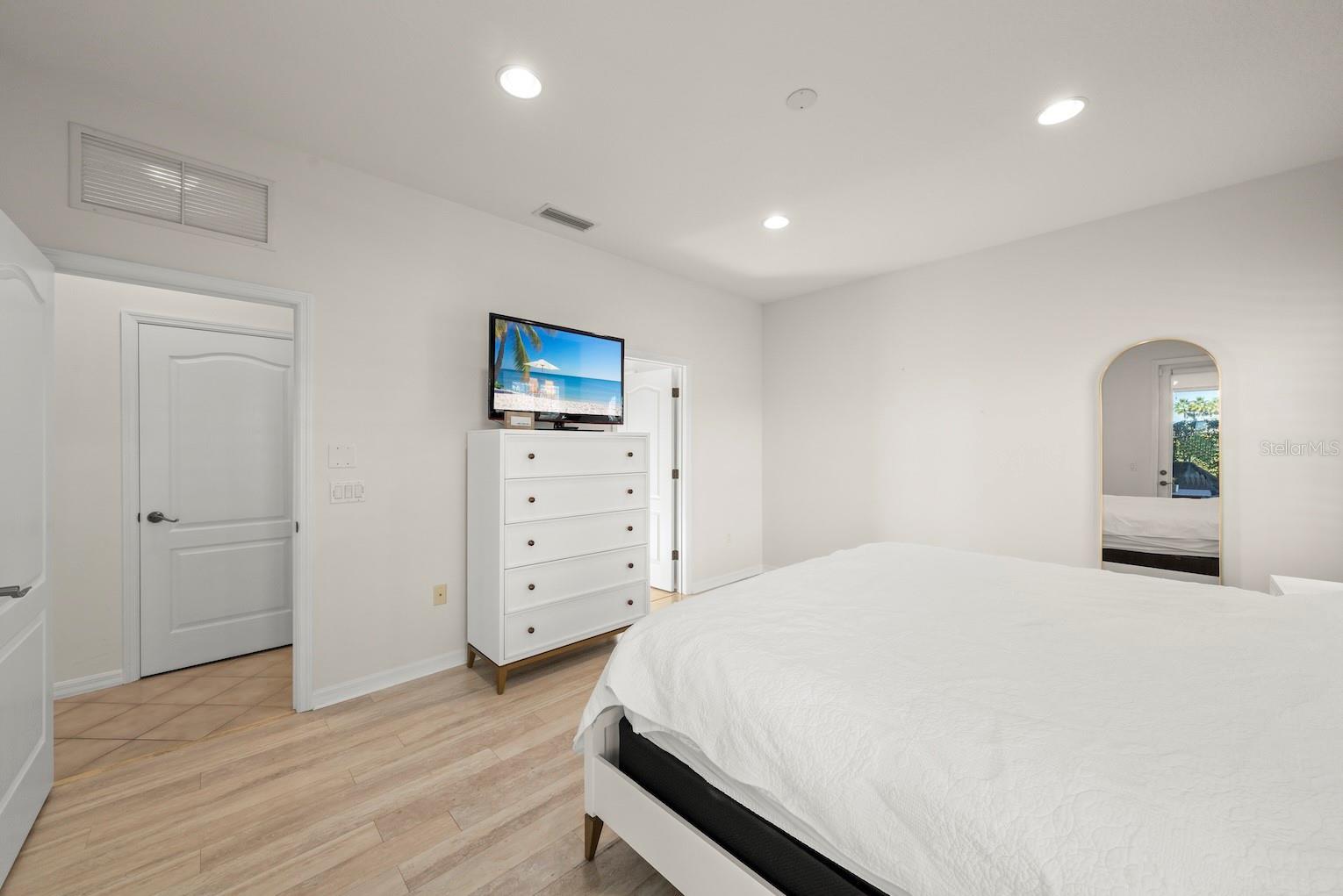 Image 43 of 83 For 11633 Piedmont Park Crossing