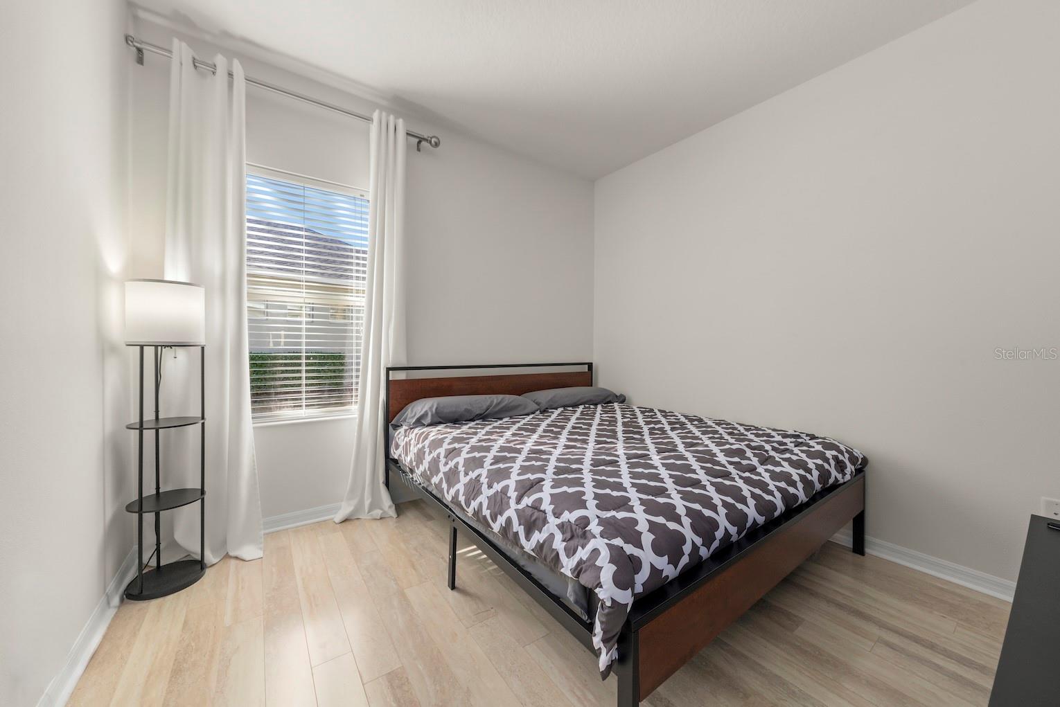 Image 48 of 83 For 11633 Piedmont Park Crossing