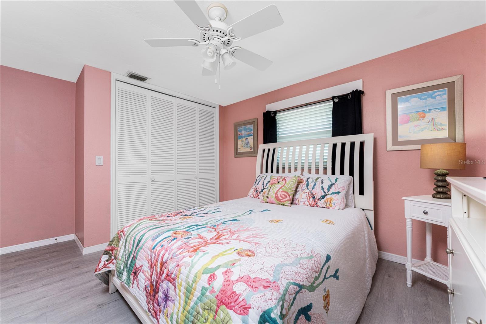 Image 24 of 69 For 946 Messina Dr