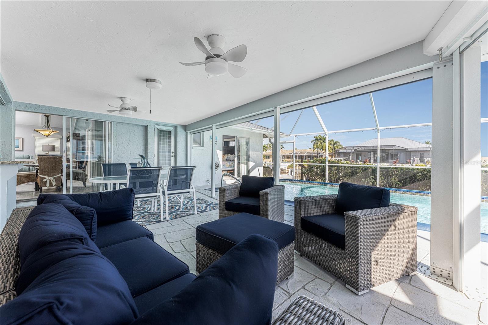 Image 42 of 69 For 946 Messina Dr