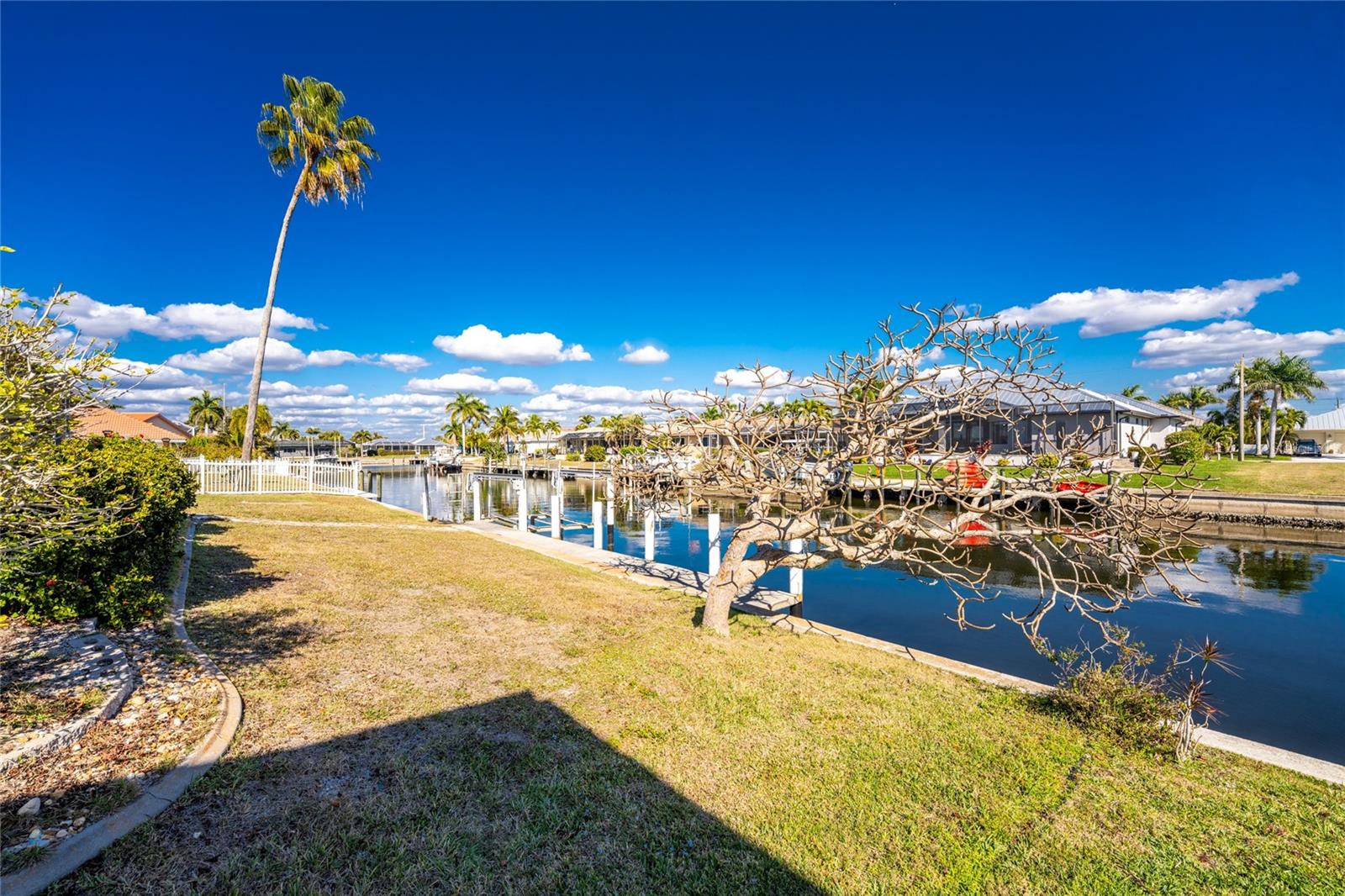 Image 52 of 69 For 946 Messina Dr