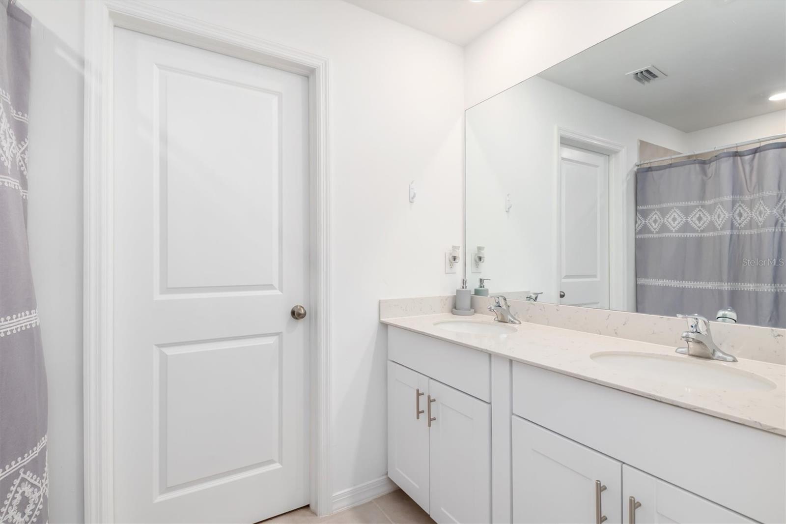 Image 20 of 45 For 17809 Belforte Court