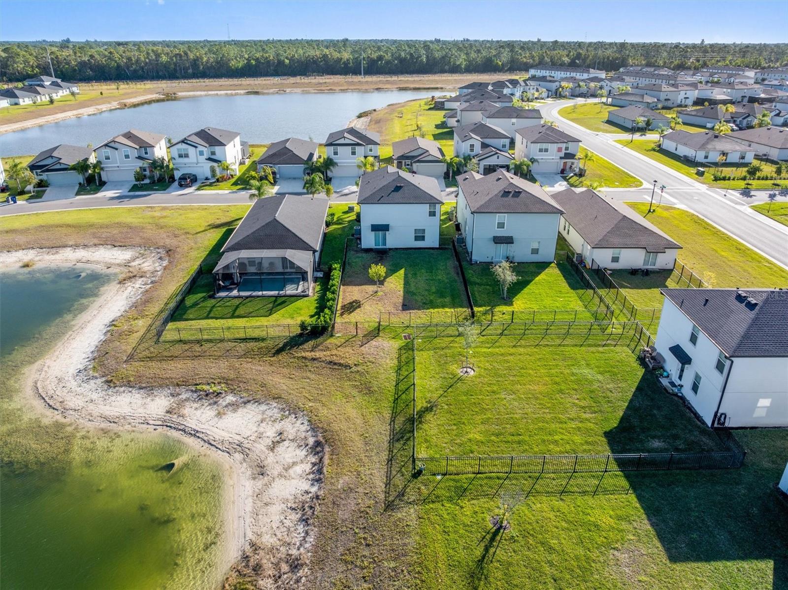 Image 30 of 45 For 17809 Belforte Court