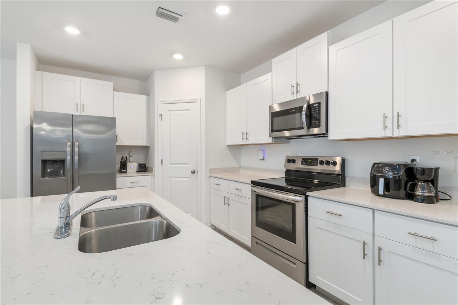 Image 9 of 45 For 17809 Belforte Court