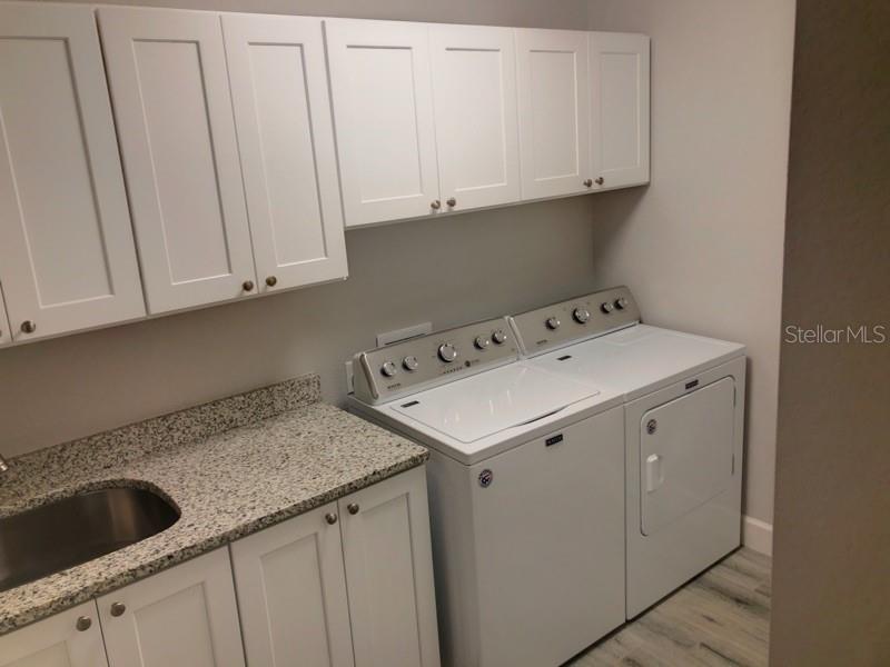 Image 13 of 30 For 399 Carmalita Street 112