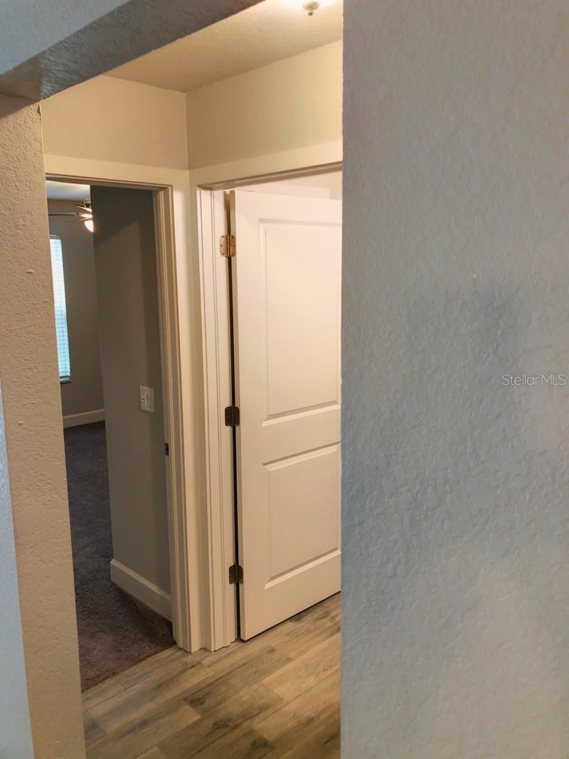 Image 20 of 30 For 399 Carmalita Street 112