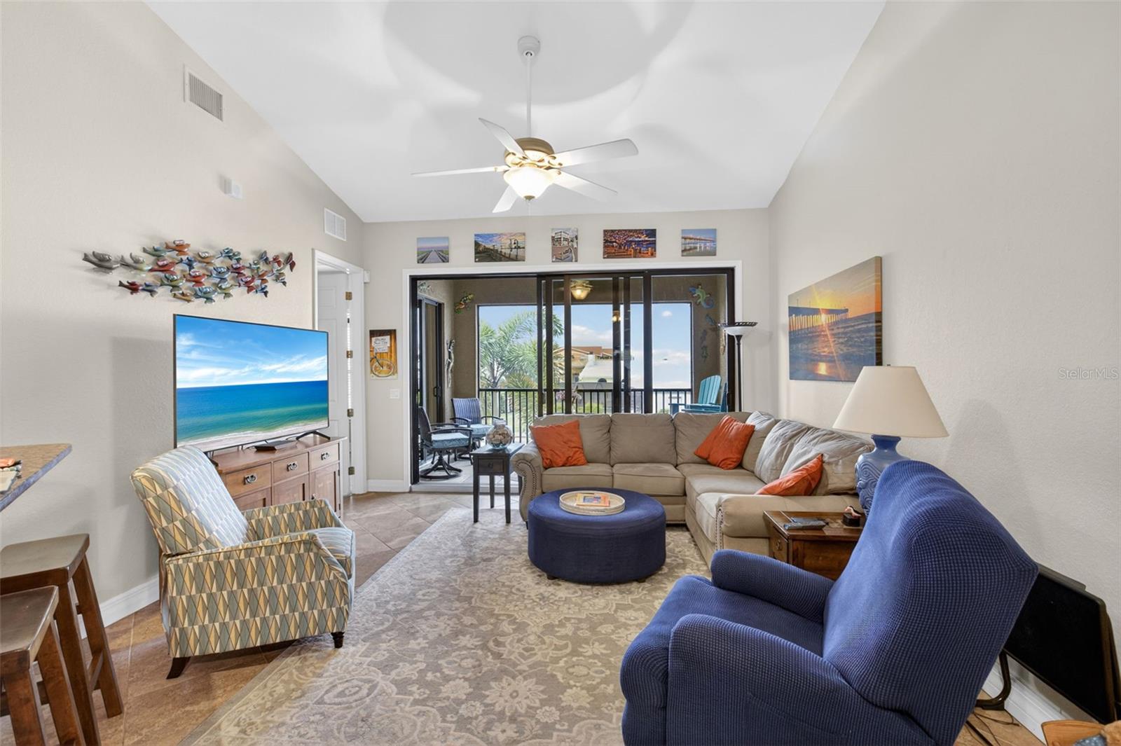 Image 12 of 38 For 1323 Mediterranean Drive 222