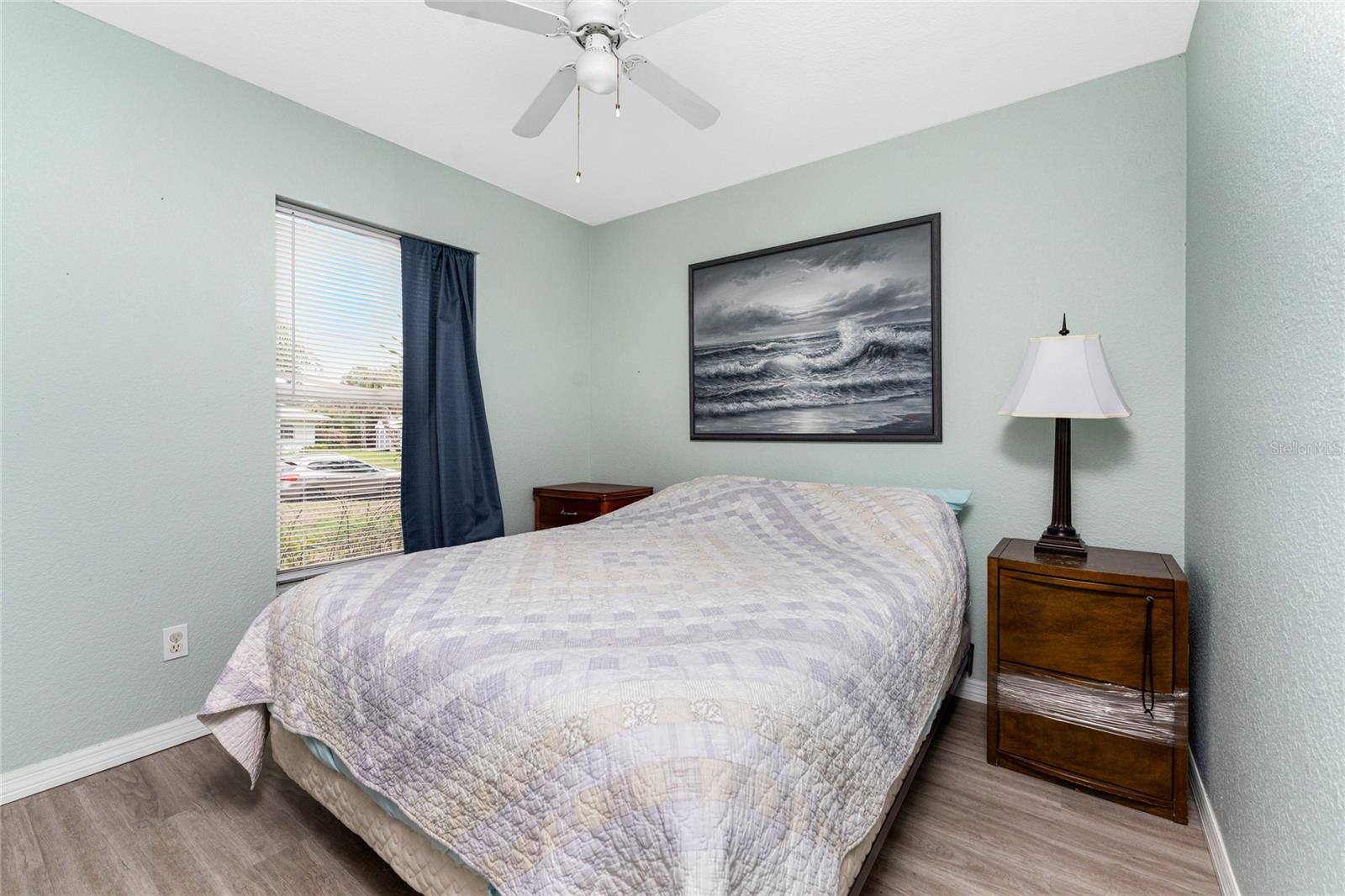 Image 21 of 41 For 2843 Abbotsford Street