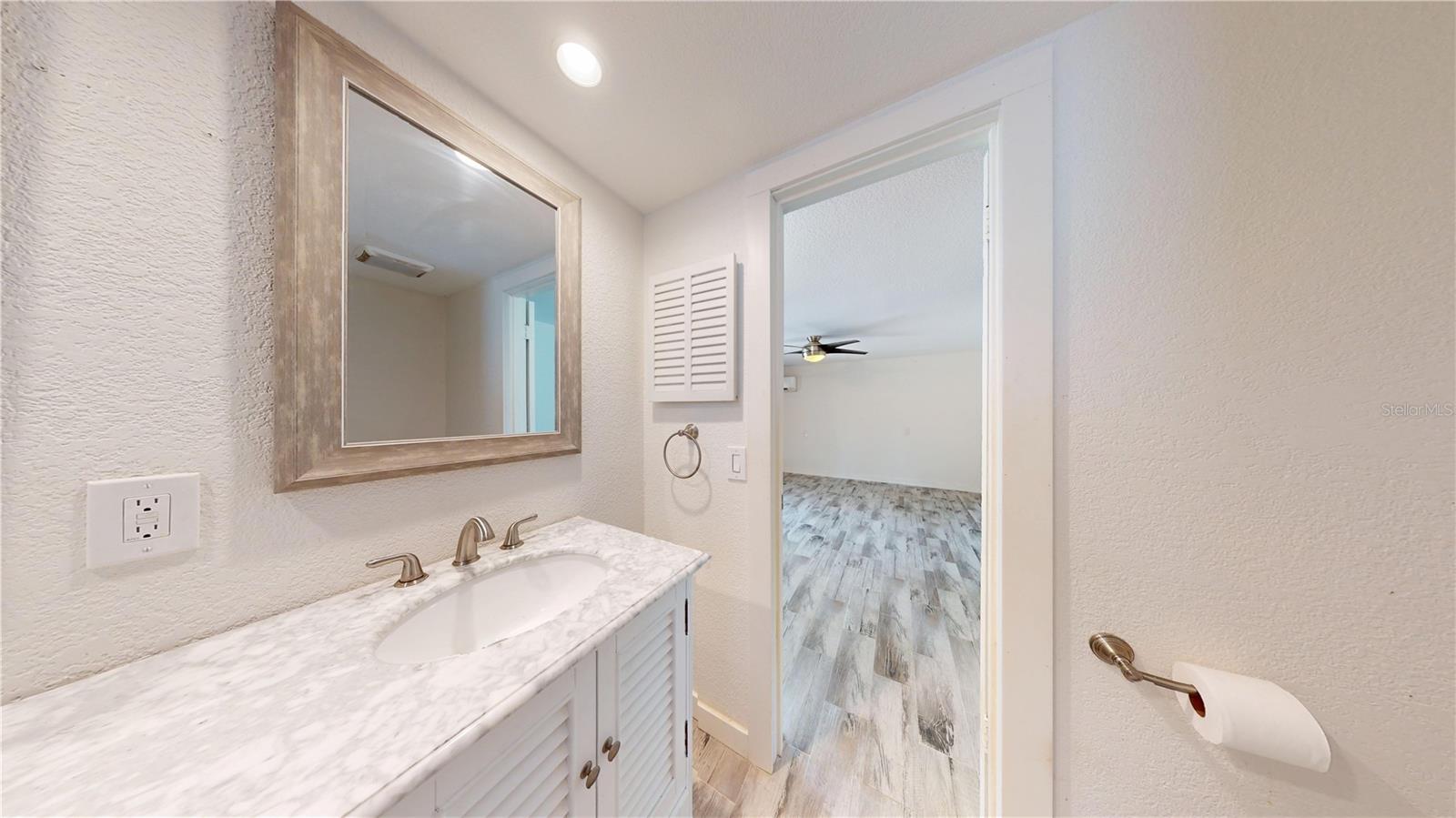 Image 23 of 29 For 6057 Florida Street