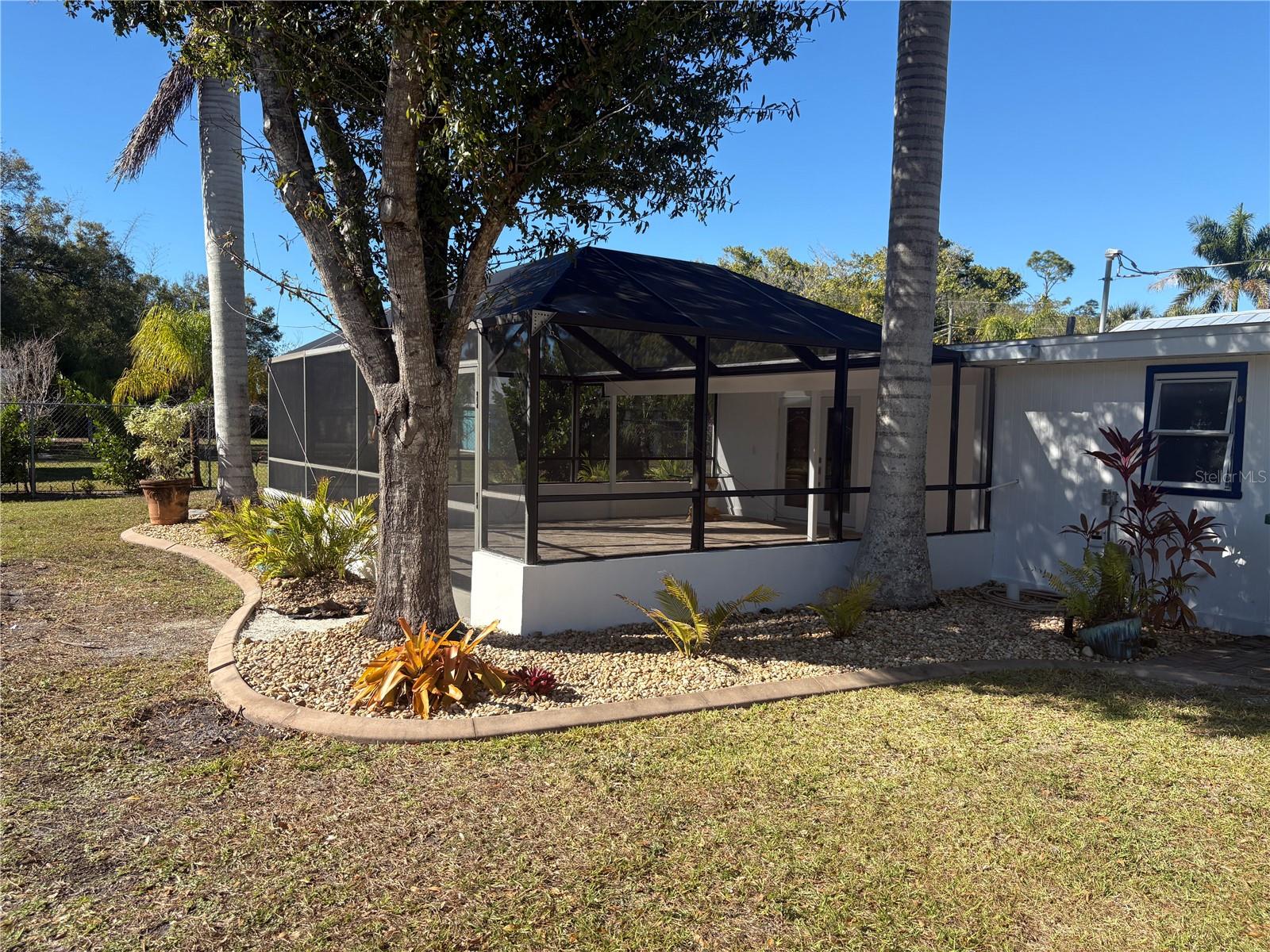 Image 6 of 29 For 6057 Florida Street