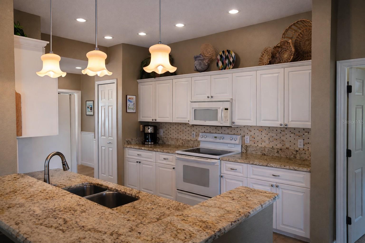 Image 9 of 37 For 223 Big Pine Lane