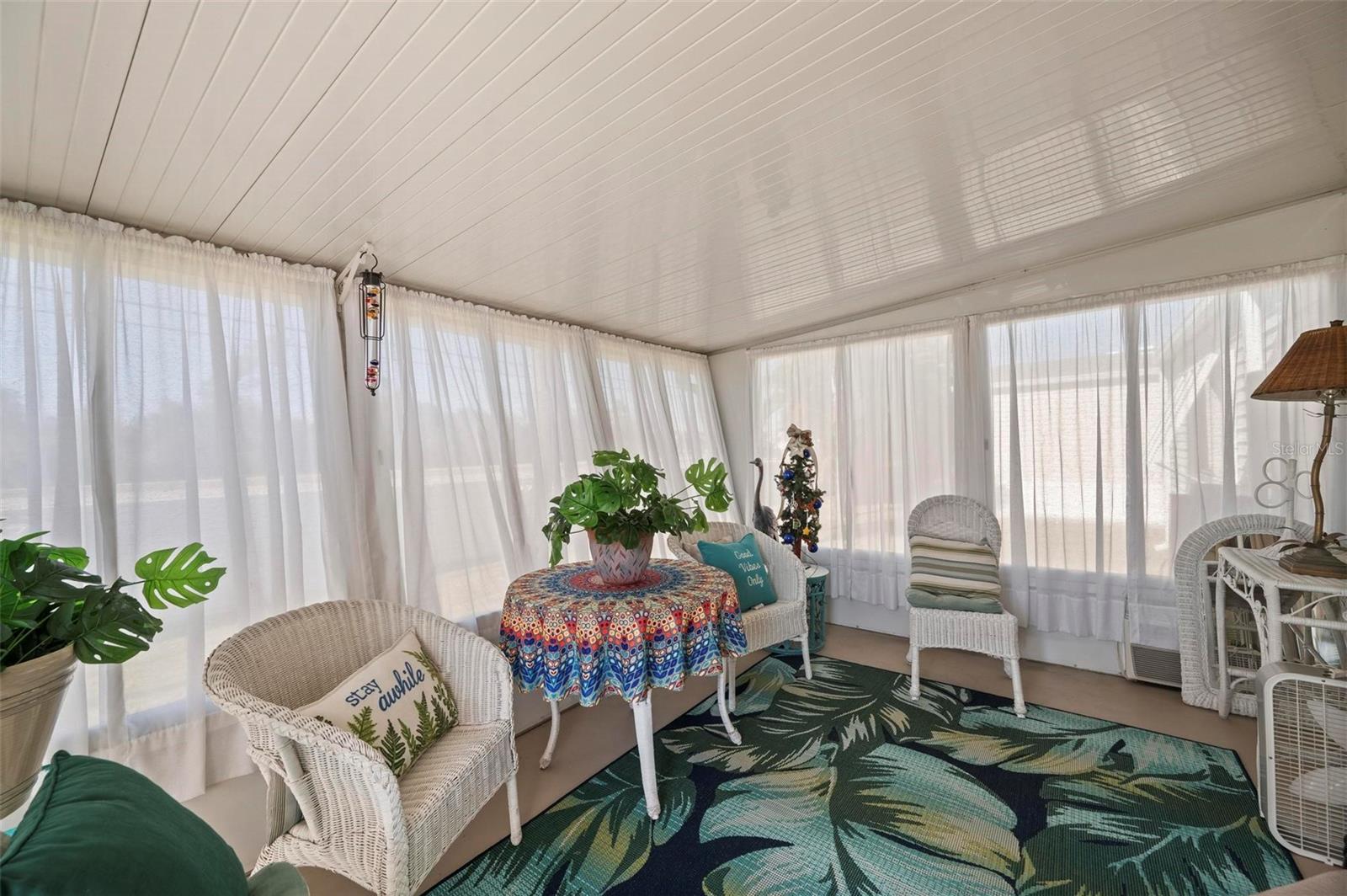 Image 16 of 58 For 1000 Kings Highway 279