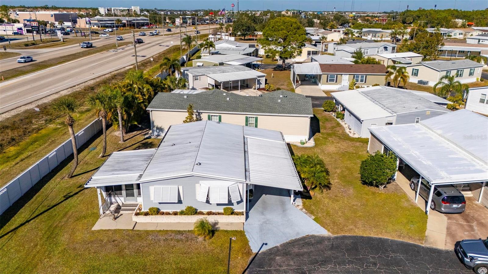 Image 37 of 58 For 1000 Kings Highway 279