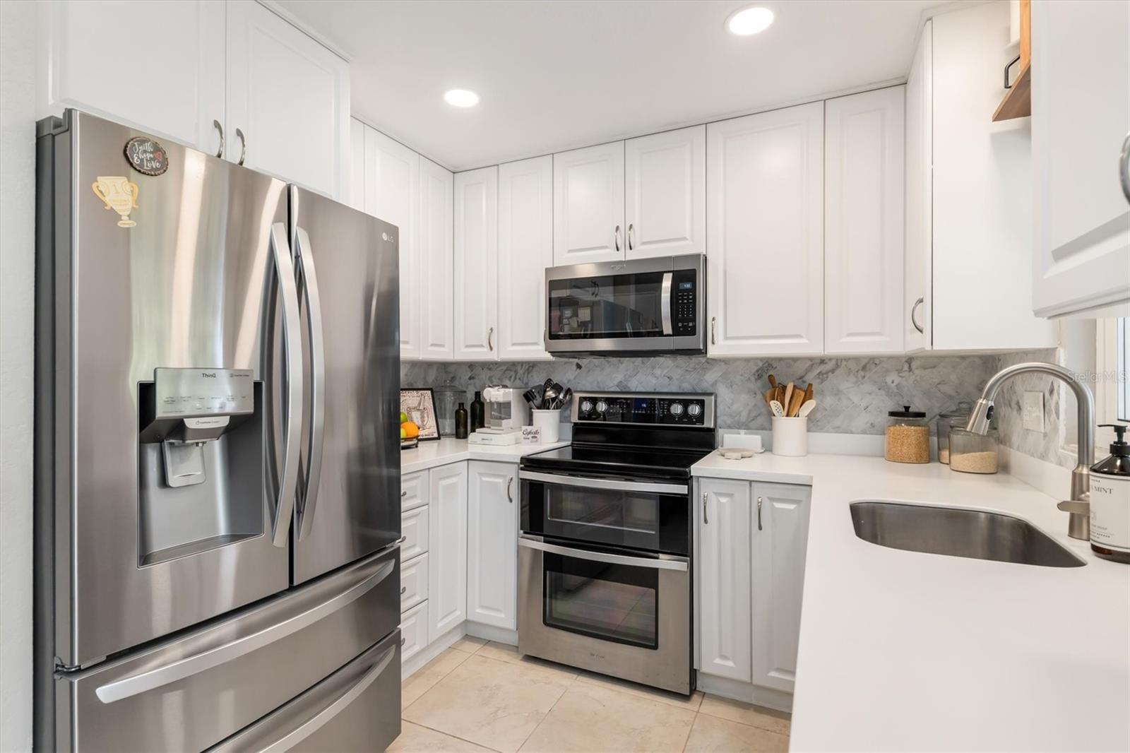 Image 12 of 37 For 3240 Beacon Drive