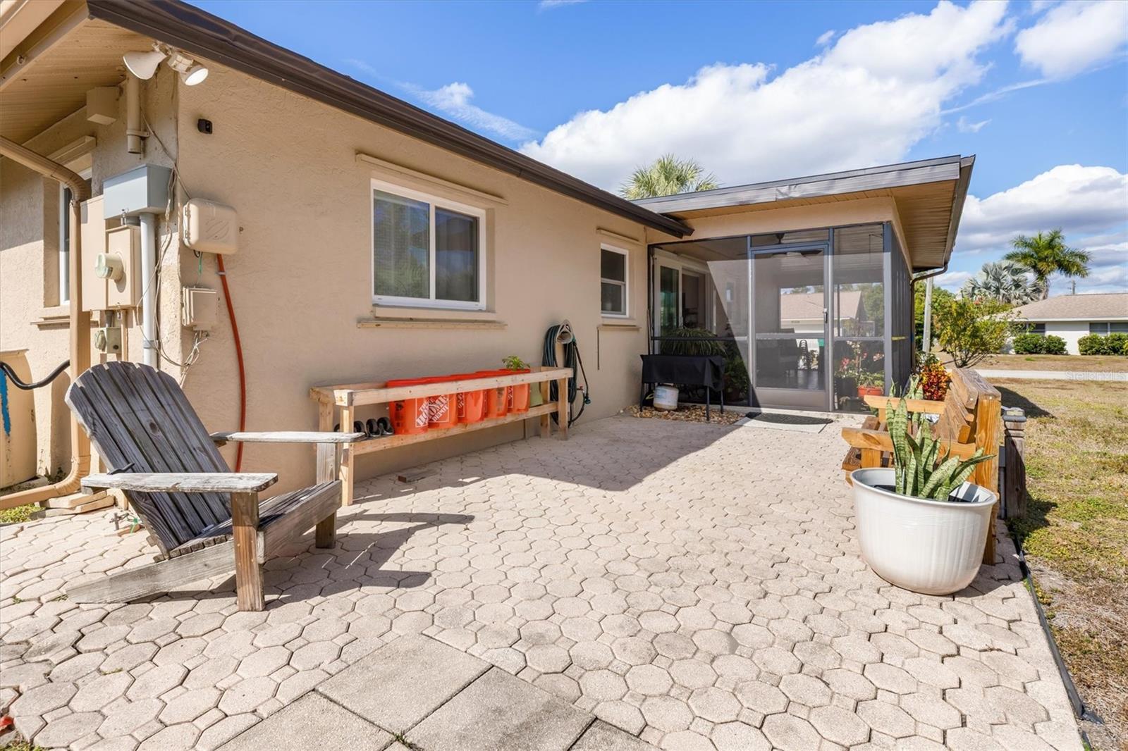 Image 22 of 37 For 3240 Beacon Drive