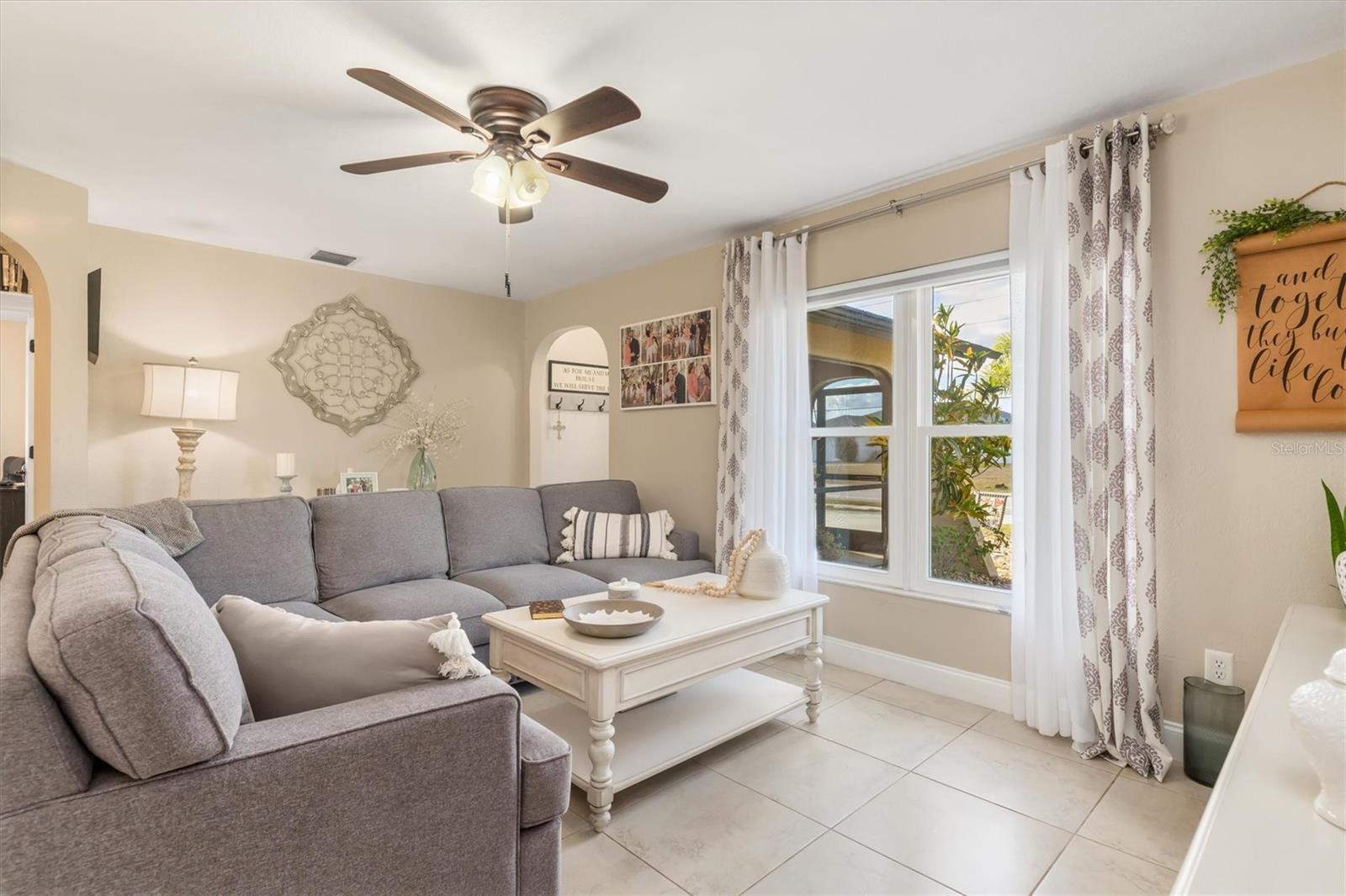 Image 7 of 37 For 3240 Beacon Drive