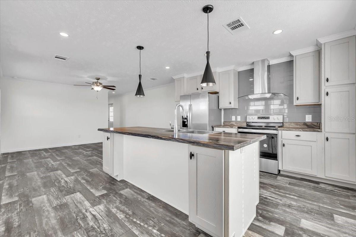 Image 10 of 36 For 3162 Mercury Lane