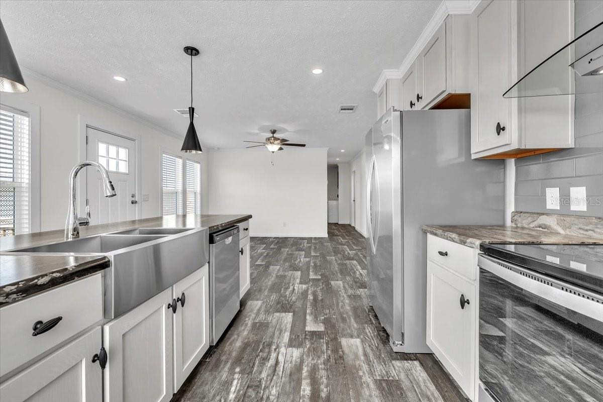 Image 12 of 36 For 3162 Mercury Lane