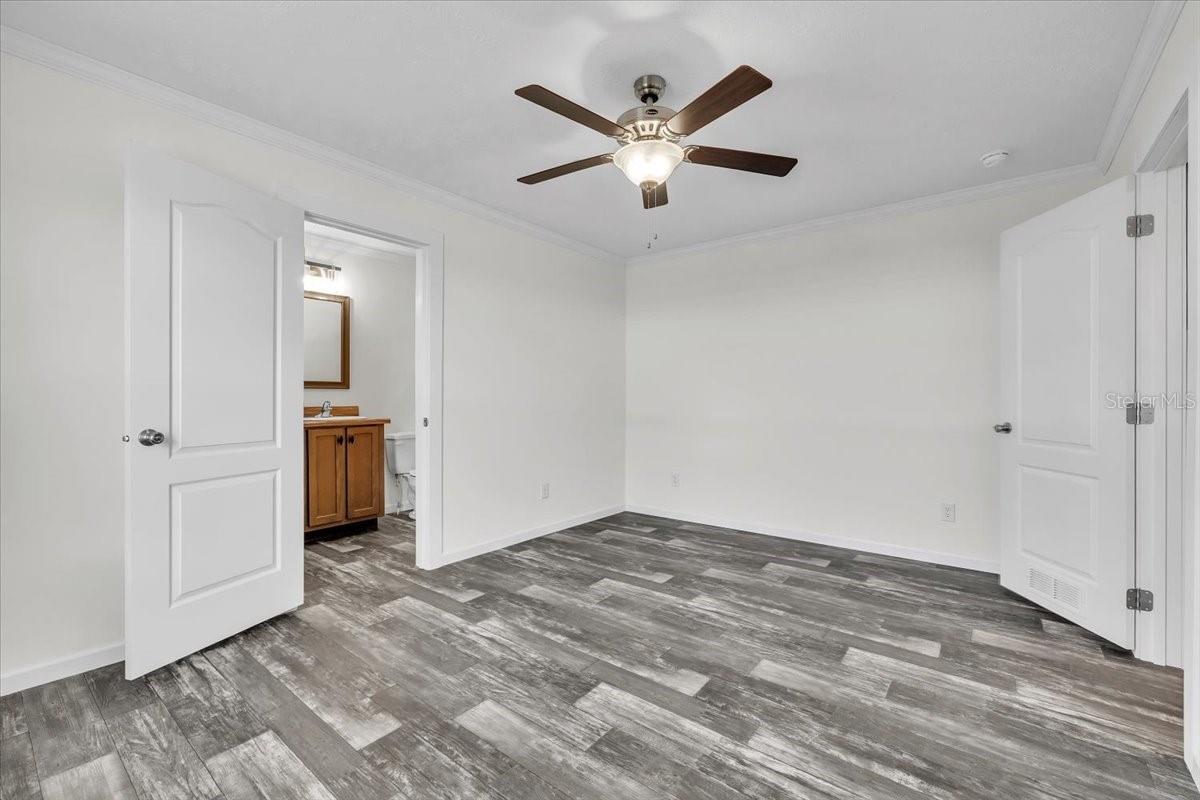 Image 14 of 36 For 3162 Mercury Lane