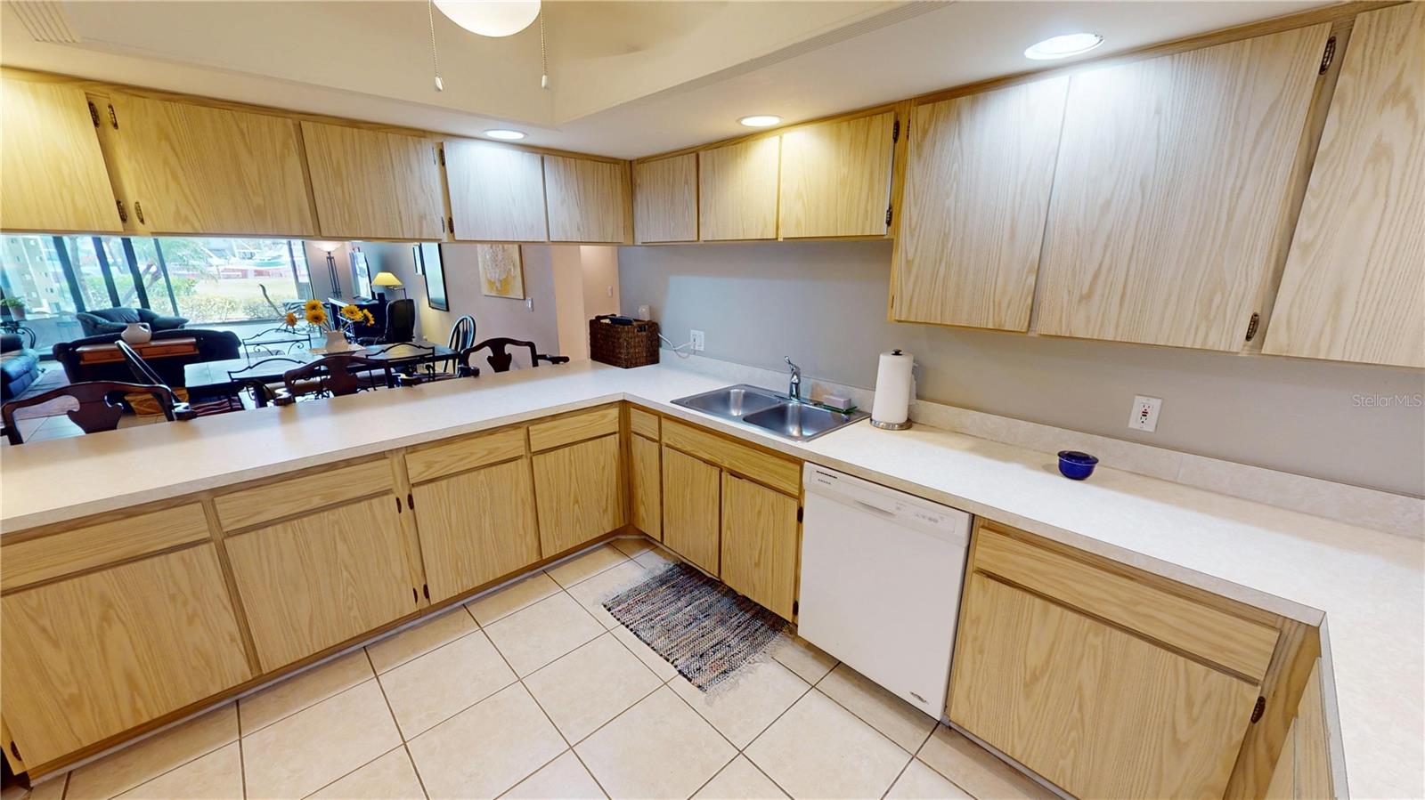 Image 14 of 39 For 3260 Southshore Drive 65a