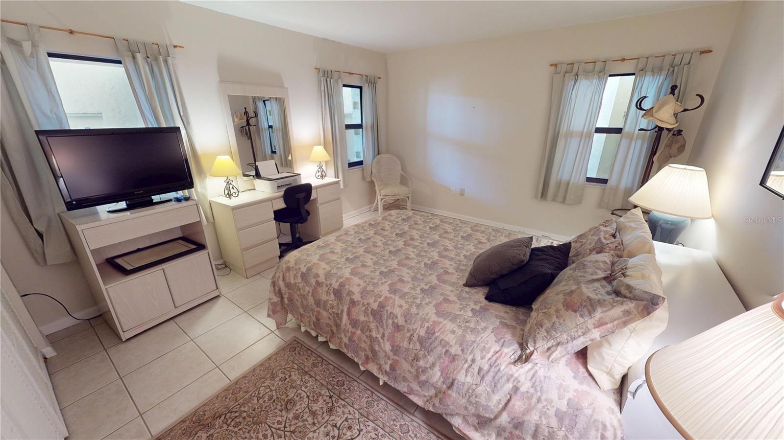 Image 24 of 39 For 3260 Southshore Drive 65a