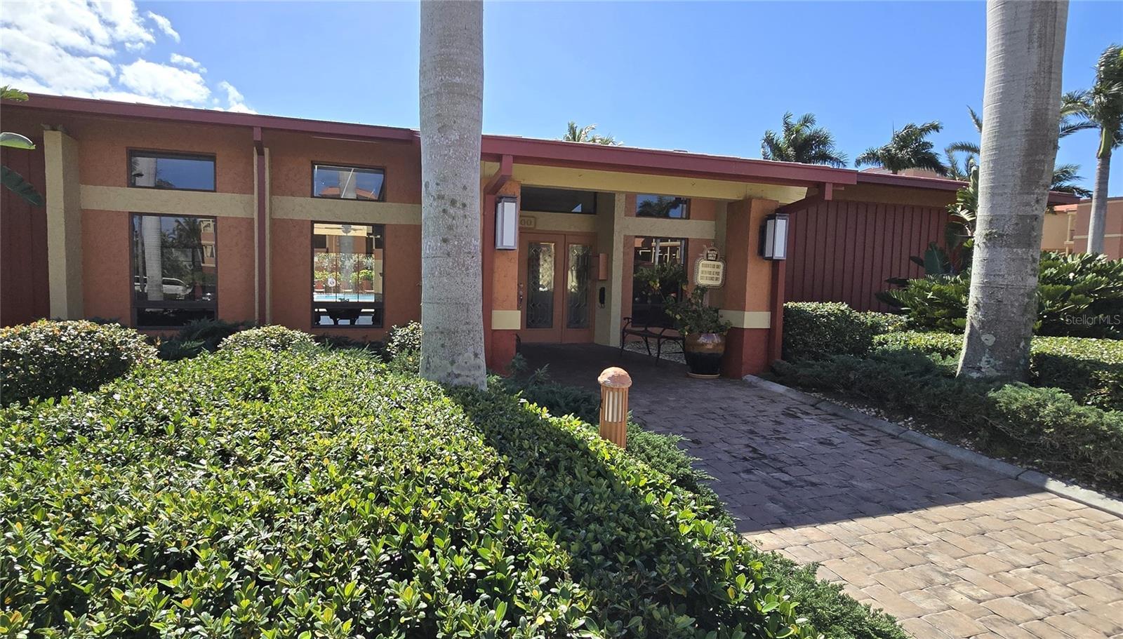 Image 28 of 39 For 3260 Southshore Drive 65a