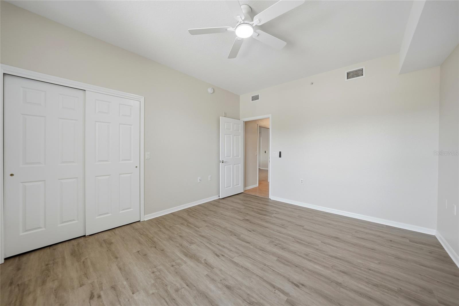 Image 26 of 52 For 255 End Drive 4203