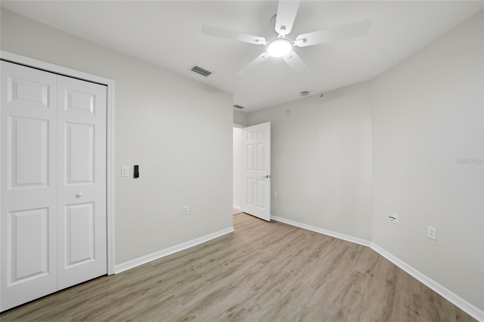 Image 29 of 52 For 255 End Drive 4203