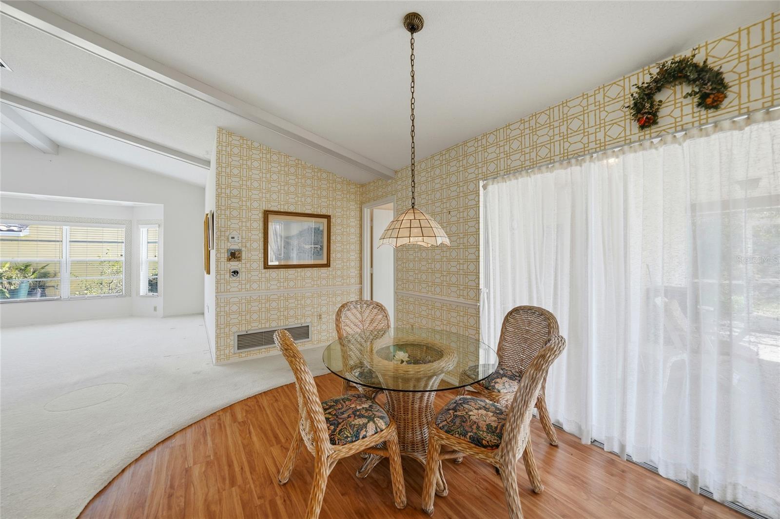 Image 12 of 32 For 401 Firethorn Avenue