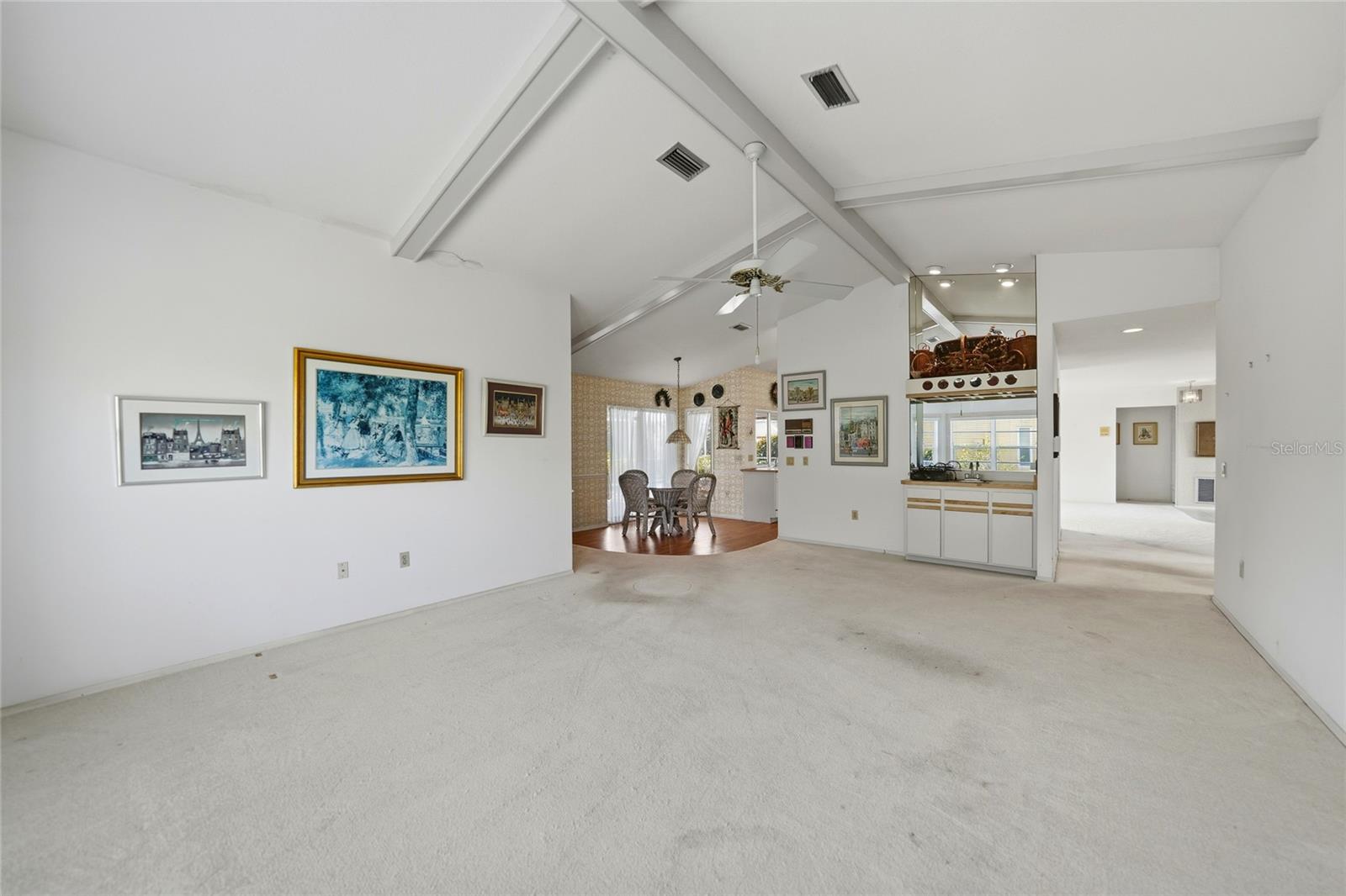 Image 14 of 32 For 401 Firethorn Avenue