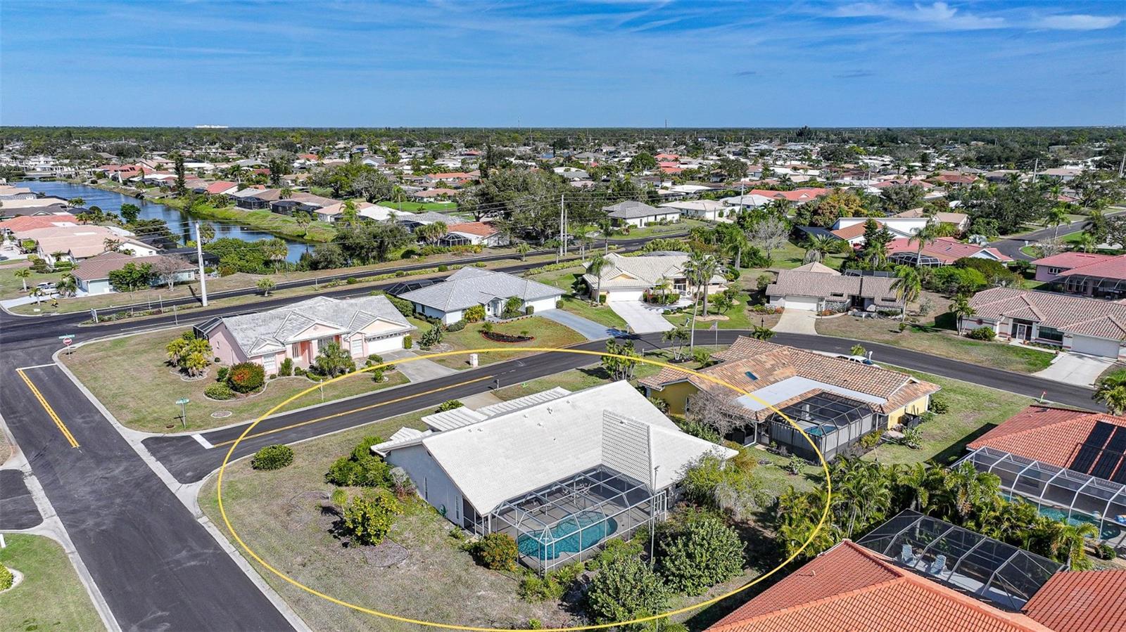 Image 3 of 32 For 401 Firethorn Avenue