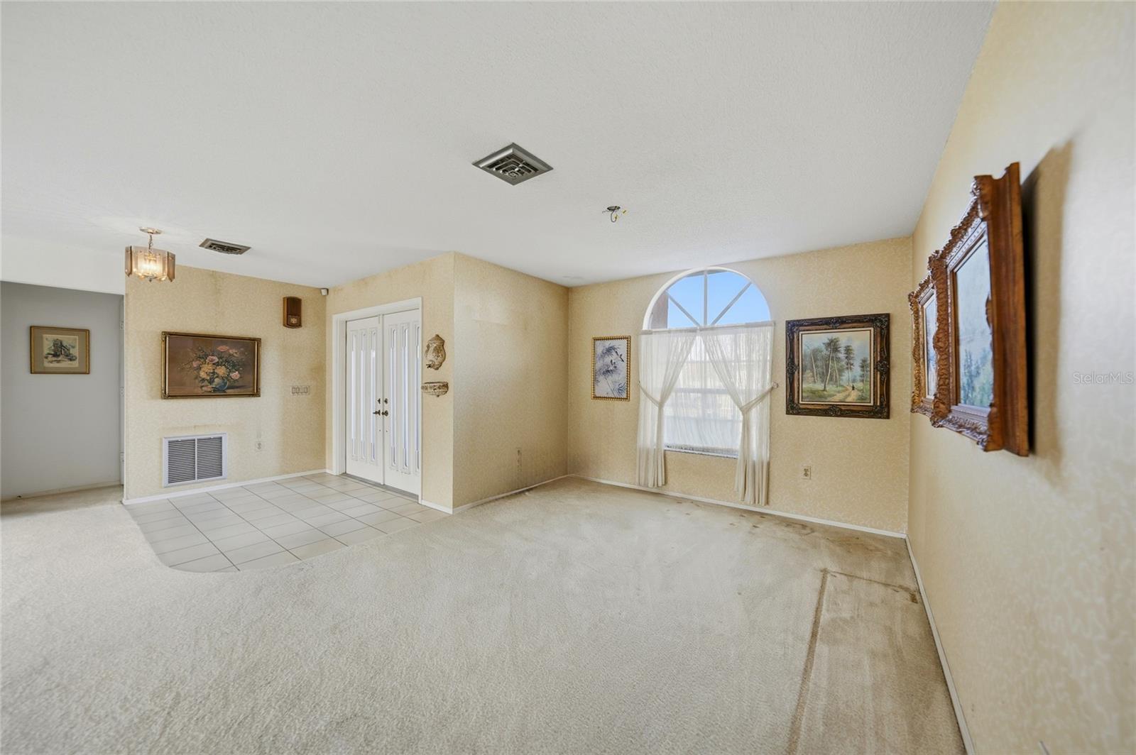 Image 5 of 32 For 401 Firethorn Avenue