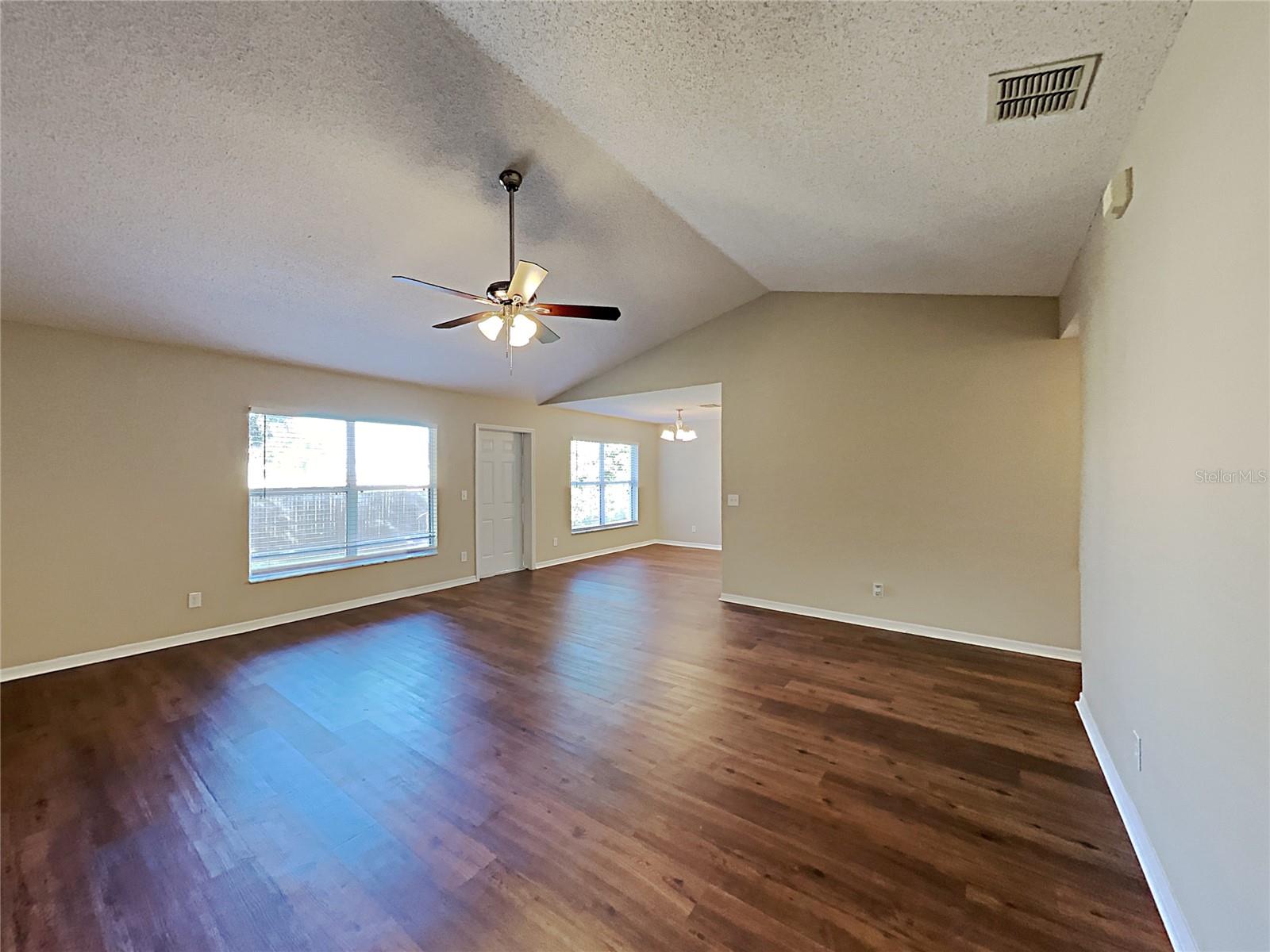 Image 20 of 23 For 1745 Pilchard Drive