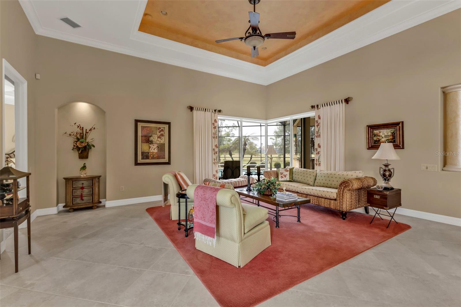 Image 11 of 78 For 5021 Sable Key Circle