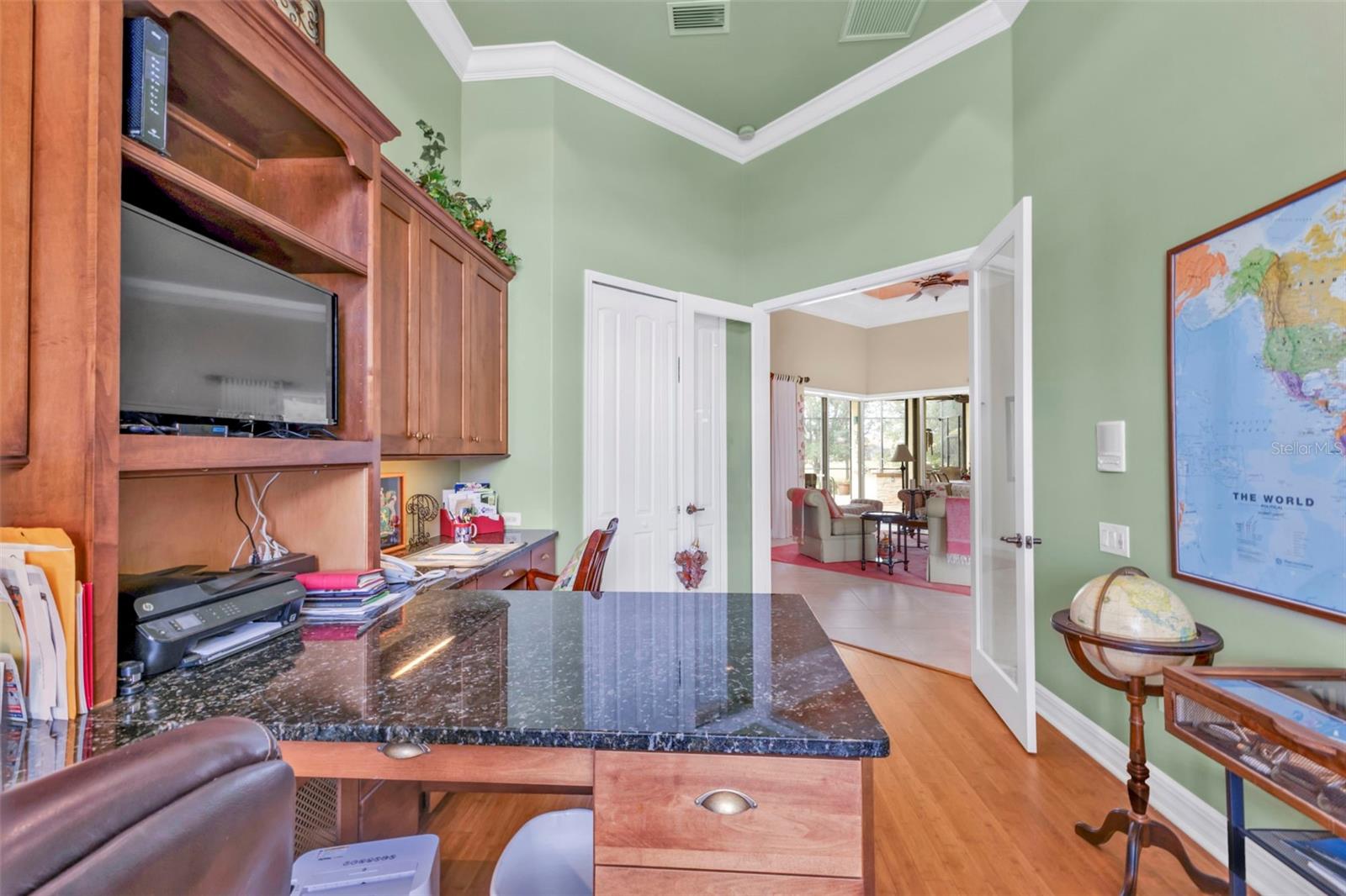 Image 48 of 78 For 5021 Sable Key Circle