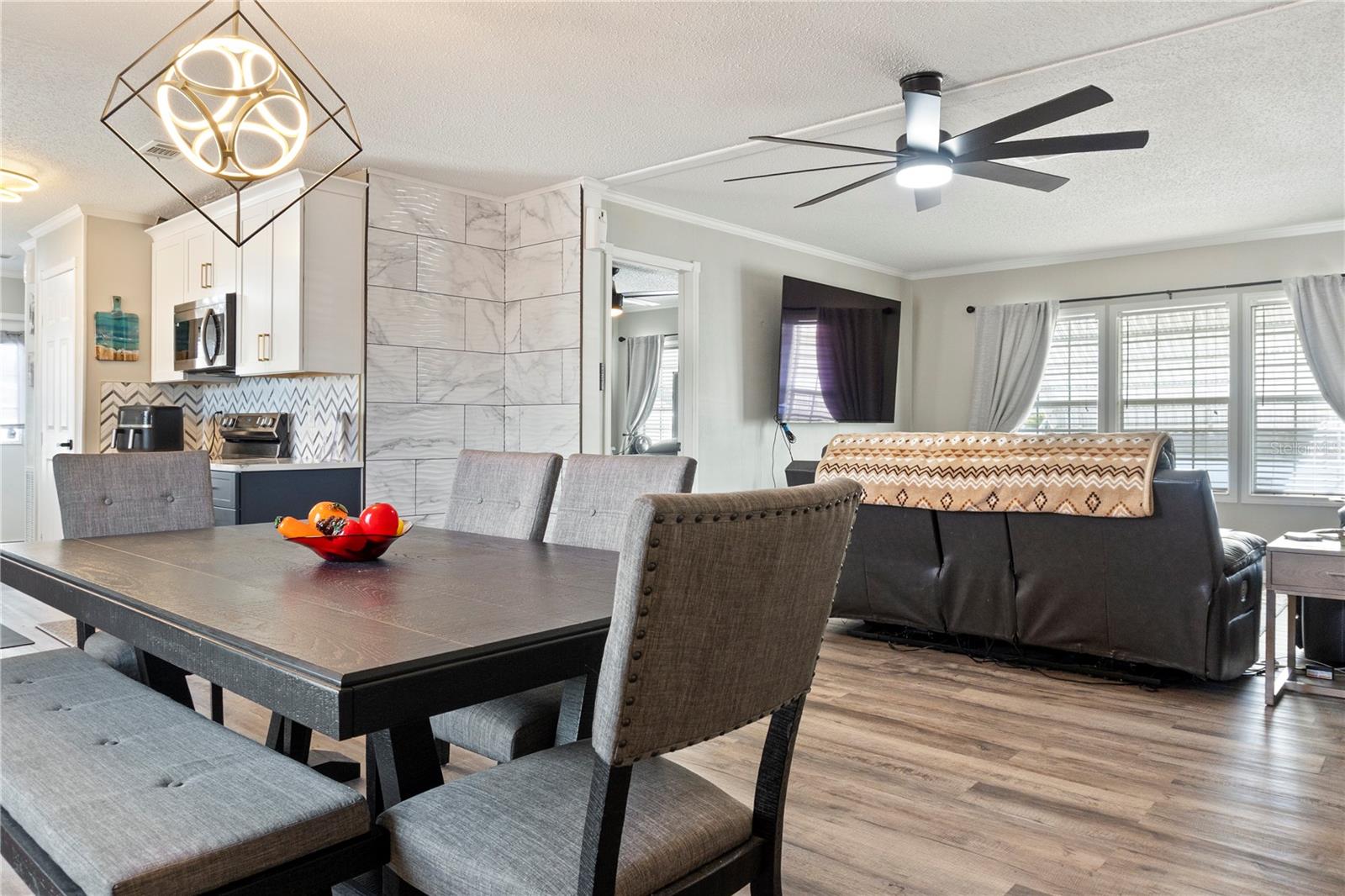 Image 11 of 39 For 6533 Jack Street