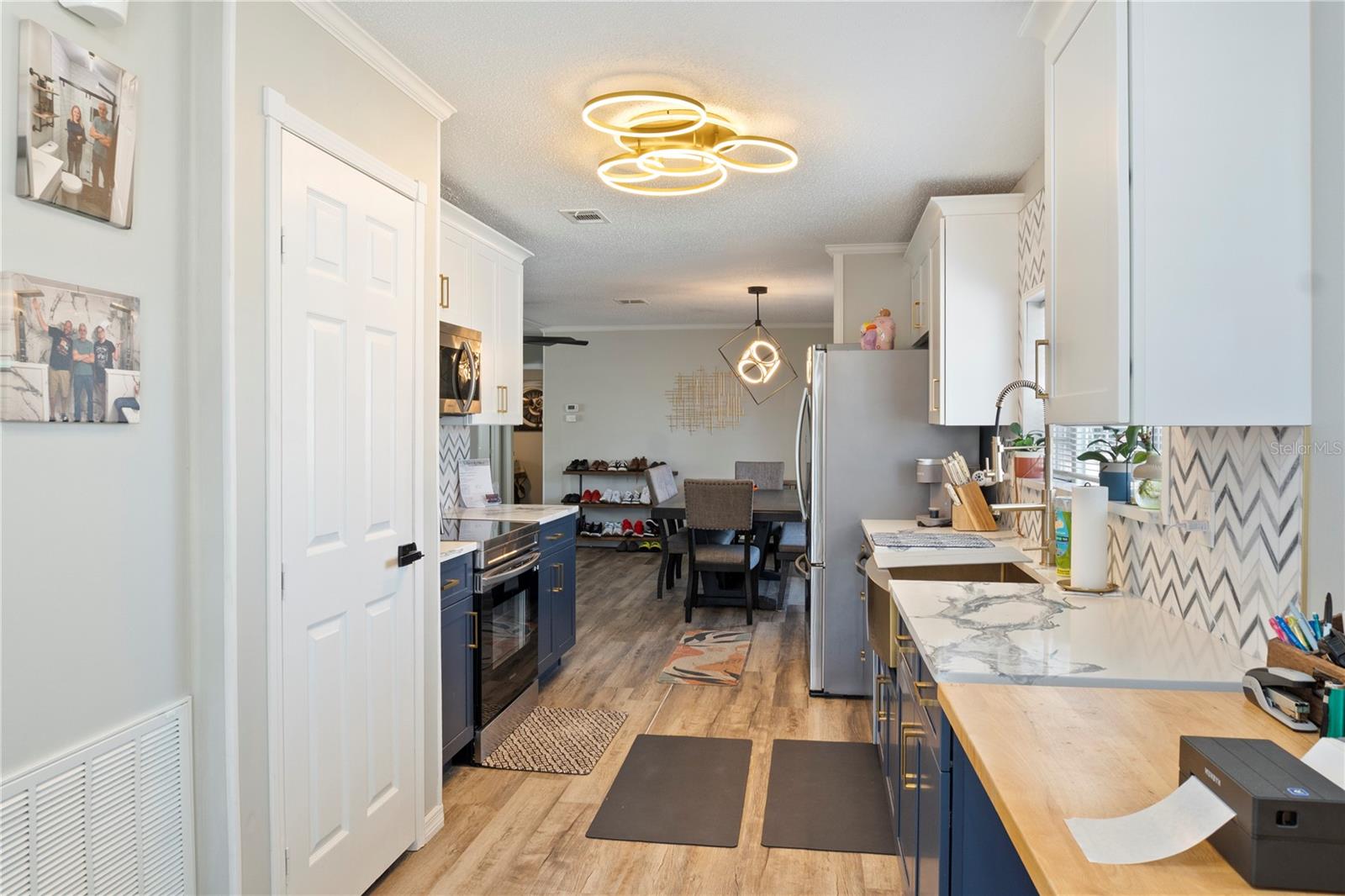 Image 19 of 39 For 6533 Jack Street