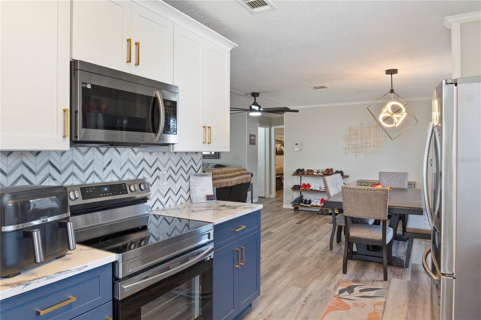 Image 20 of 39 For 6533 Jack Street