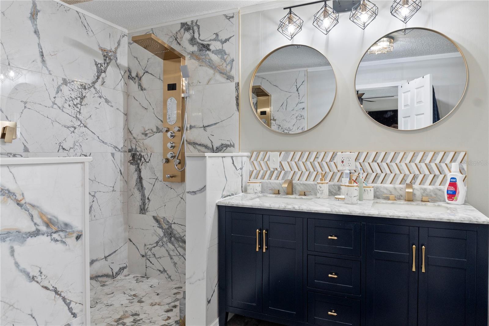 Image 24 of 39 For 6533 Jack Street