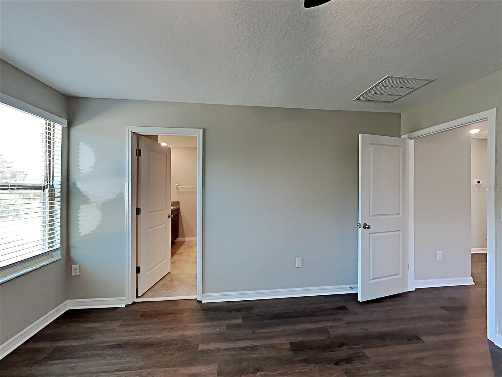 Image 13 of 41 For 5125 White Chicory Drive